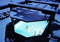 Schwimmspa� trotz Eis und Schnee