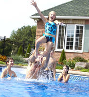 Der eigene Pool macht das Zuhause zum Urlaubsdomizil