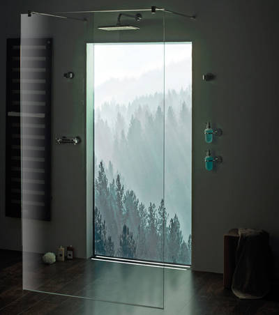 Duschen mit Aussicht? Das glassdouche Duschpanel Helene macht es dank hinterleuchteter Foto-Glaswand möglich - mit nahezu jedem Wunschmotiv