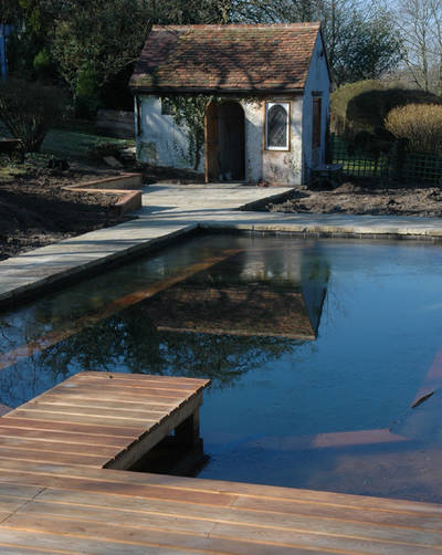 Für die Gartenbesitzer bedeutete der Schwimmteich das Tüpfelchen auf dem „i“ bei der ohnehin schon traumhaften Gartengestaltung