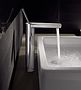 Der hohe Sockel ist ideal f�r moderne Becken und Waschschalen