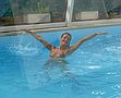 Schwimmspa� zu jeder Zeit bei jedem Wetter
