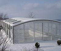 Auch die gro�en und hohen Paradiso �berdachungen sind statisch gefeit gegen Wind und Schnee
