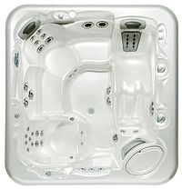 In der strahlend weißen Wanne haben bis zu 5 Personen Platz In der strahlend weißen Wanne haben bis zu 5 Personen Platz