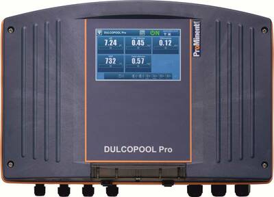 Alle relevanten Poolwasser-Parameter im Blick und im Griff mit den neuen ProMnent Mess- und Regelgeräten Dulcopool und Dulcopool Pro