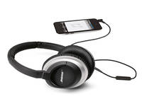 Bose Kopfhörer jetzt mit perfekter Verbindung zu ausgewählten Appel-Produkten; im Bild das Bose® AE2i Audio Headphone
