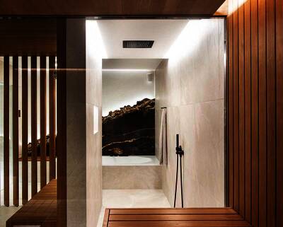 Dusche und Sauna werden zu einer harmonischen Einheit