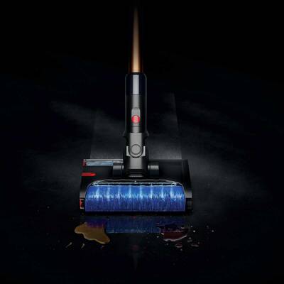 Der PencilWash von Dyson beseitigt nasse Verschmutzungen und Flecken