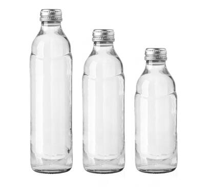 Wasser ist auch viele Monate nach dem Ablauf noch trinkbar – vorausgesetzt, es wird kühl, dunkel und trocken gelagert