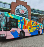 Villeroy & Boch unterstützt neuen Duschbus von GoBanyo mit Sanitärlösungen