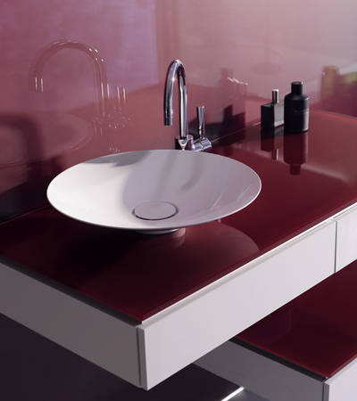 Das filigrane, flache Schalenbecken bietet funktionale Ästhetik