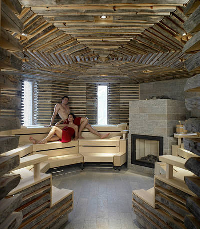 Ganz im Sinne des Architekten gestaltet - die Bergsauna