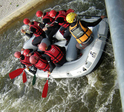 Raften auf tosendem Wildwasser