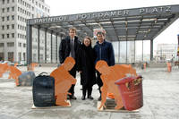 v.l.n.r. Thilo Panzerbieter (Gründer GTO), Dr. Uschi Eid (ehemalige MDB und parlamentarische Staatssekretärin) und Jack Sim (Gründer der World Toilet Organization)