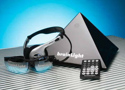 Beim brainLight-System stimulieren optische Muster und akustische Signale das Gehirn