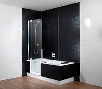 Mit der Artwall von Artweger sind neue Wände hinter Badewanne oder Dusche schnell und stressfrei realisiert