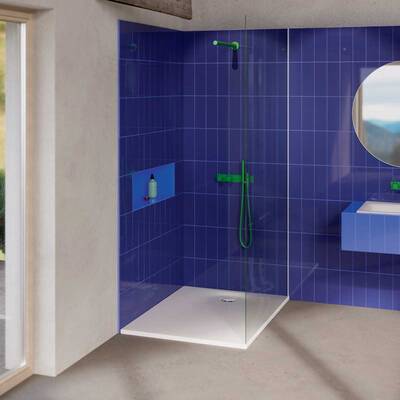 Die besondere Geometrie der Duschfläche führt Wasser auch bei extrem flacher Bauweise sicher und sauber zum Ablauf, für zuverlässigen Komfort im Alltag