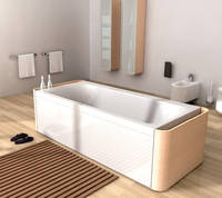 Die Moments-Badewanne bietet Stauraum