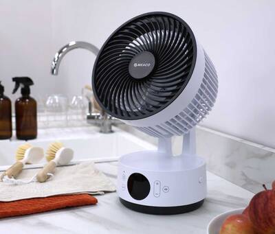 Mit dem neuen MeacoFan Sefte 6 Tischventilator mit Akku erweitert Meaco sein Sortiment um einen besonders kompakten, kabellosen Luftzirkulator...