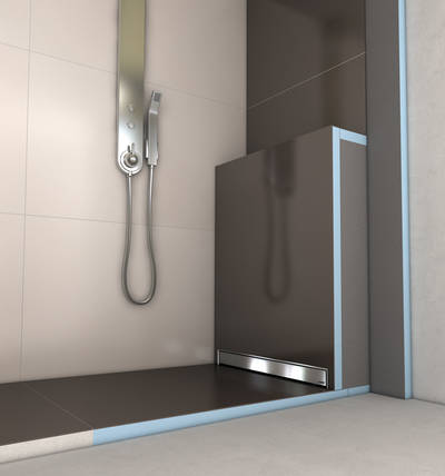 Wedi bietet mit dem Komplettsystem Fundo Plano Linea eine elegante Möglichkeit, eine alte Einbau-Badewanne in einen ästhetischen, barrierefreien Duschplatz zu verwandeln