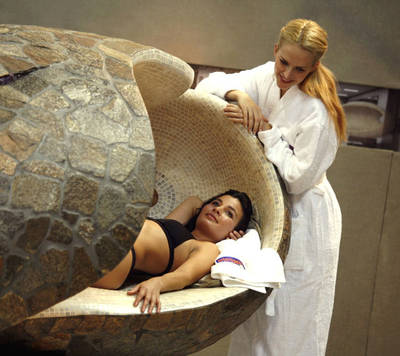 Die Interbad in Stuttgart zeigt, was die Herzen der Wellnessfreunde höher schlagen lässt