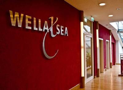 Die Wände von Wellnessoasen kleiden sich bereits stilvoll in Floxxan Woll-Dekorputz