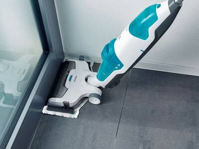 Der Leifheit Regulus Aqua PowerVac Pro hat einen großen Wassertank an Bord...