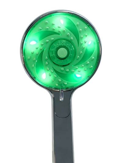 Mit LED-Beleuchtung den Wasserverbrauch unter Kontrolle halten, eine personalisierte App hilft dabei