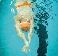 Gezieltes Schwimmtraining mit der Binder24-App...