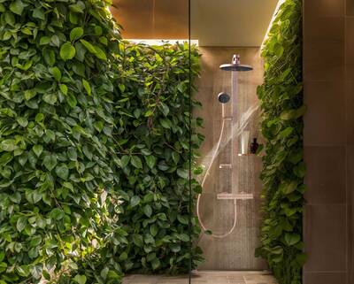 Die Ceratherm Duschsysteme von Ideal Standard nutzen thermostatische PreciTherm Kartuschen für eine präzise Temperaturkontrolle