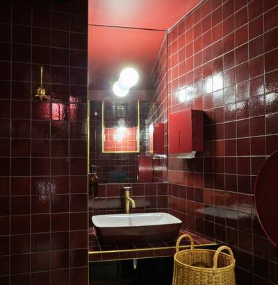 Starke Farben: Villeroy & Boch Artis in Bordeaux